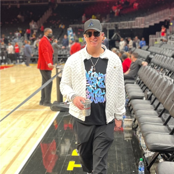 Meet your Posher, Michael - Picture 2 of 9